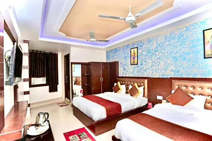 Hotel Blue Bird By Br Agra