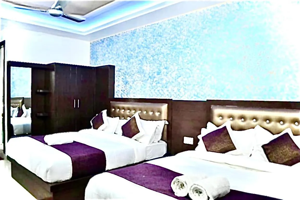 Hotel Blue Bird By Br Agra   Agra (Uttar Pradesh)